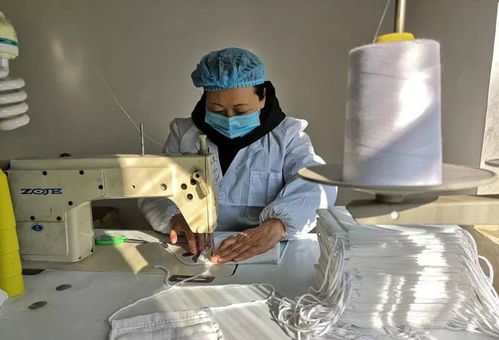 暖心！安宁一医用材料厂开工缺人，鸣矣河村志愿者火速补缺支援卫生材料生产